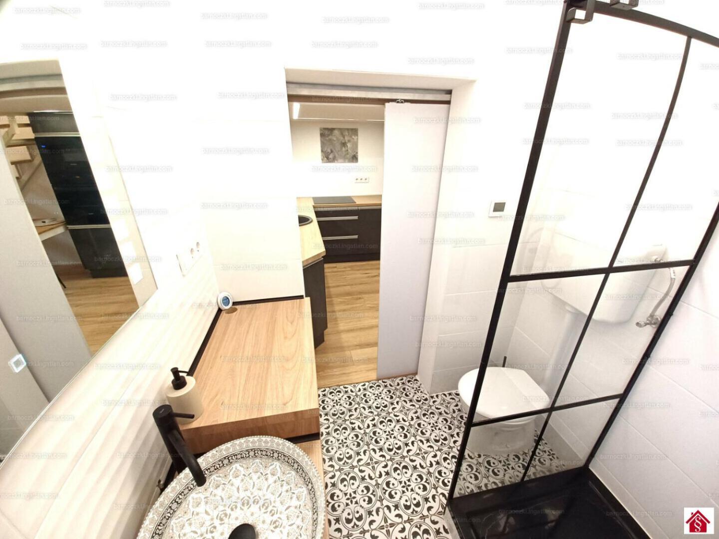 Julia Apartman Мишкольц Экстерьер фото